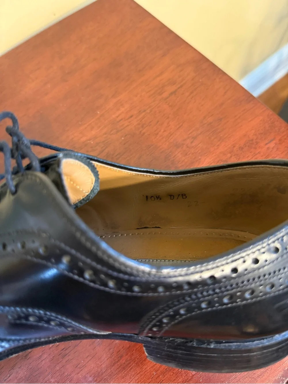 Johnston & Murphy Black Wingtip Leather Men’s Shoes 10.5